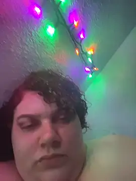 Snapshot of lolabun247 chatting on November 11, 11:10 am lolabun247 online show from November 11, 11:10 am