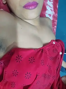 Snapshot of sexyindi_couple chatting on May 19, 5:36 am sexyindi couple online show from May 19, 5:36 am