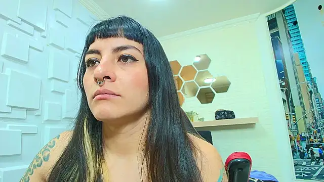 Naughty Kittenm online show from February 9, 11:25 am