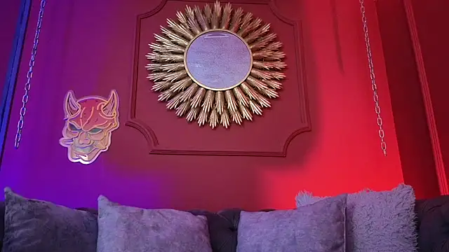 Julieta Russell online show from November 12, 12:27 pm