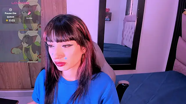 laurem-paulette online show from October 21, 7:47 pm