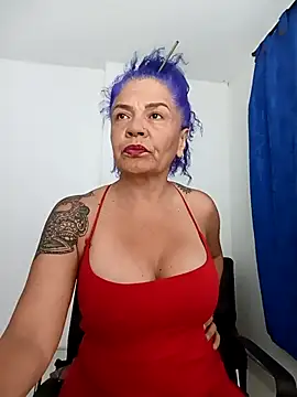 freyadevil333 online show from January 18, 5:41 am