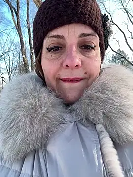 Sunbelxx online show from January 10, 11:01 am