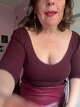 Sunbelxx online show from April 29, 7:45 am