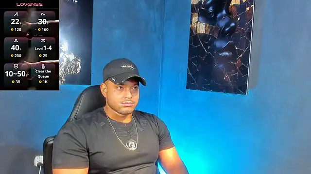 Snapshot of Big_furry_bear13 chatting on September 15, 10:48 am Big furry bear13 online show from September 15, 10:48 am