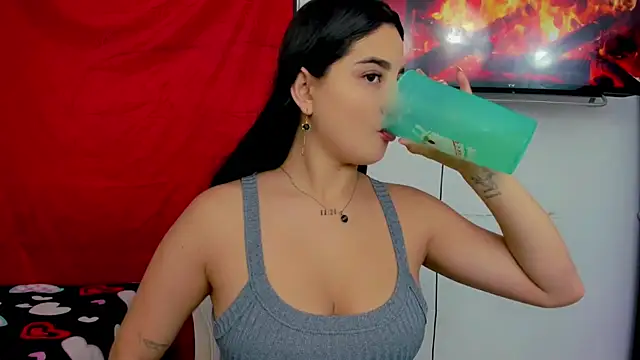 sunshine uwu22 online show from March 11, 6:19 pm