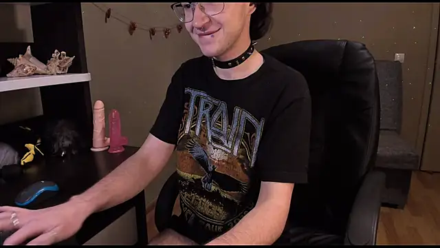 zackstivens online show from February 10, 1:03 am