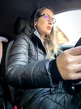 HotXMom online show from November 24, 6:57 am