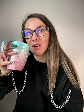 HotXMom online show from January 8, 7:43 am