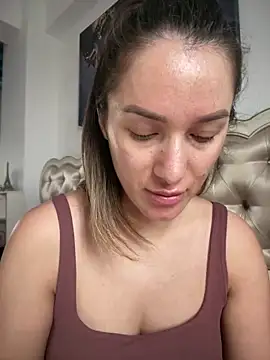 HotXMom online show from June 15, 6:48 am