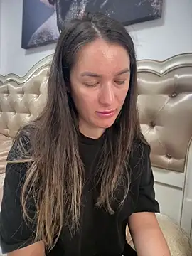 HotXMom online show from June 19, 6:29 am