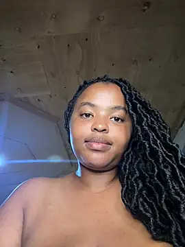 Linahlove online show from January 10, 9:20 pm