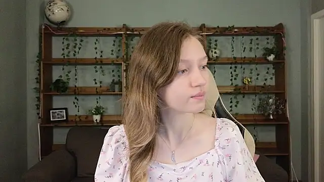 Ksuhesa online show from December 19, 1:12 am