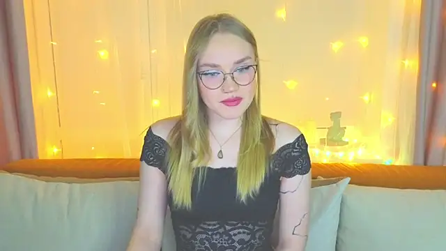 Aurora Golden1 online show from January 31, 3:44 pm