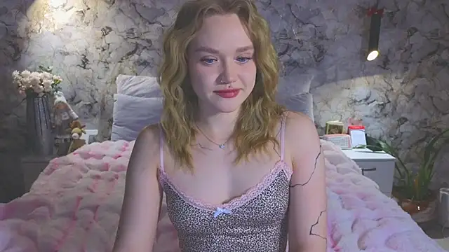 Aurora Golden1 online show from February 21, 5:14 pm