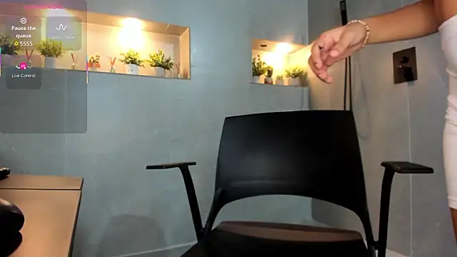 AriSweet online show from February 13, 12:23 pm