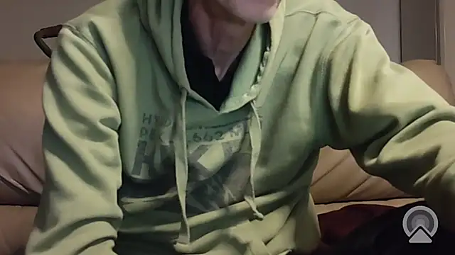 Snapshot of brenzs chatting on November 20, 12:22 am brenzs online show from November 20, 12:22 am