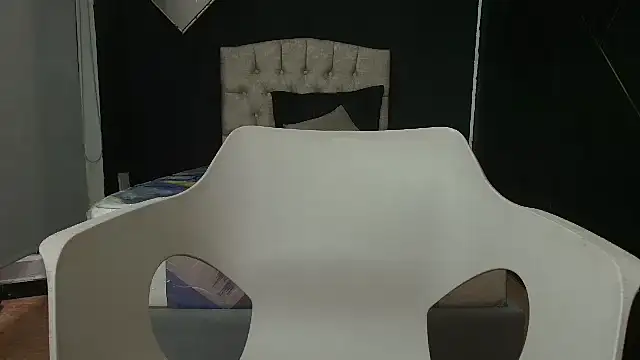 emmars  online show from February 8, 8:53 pm