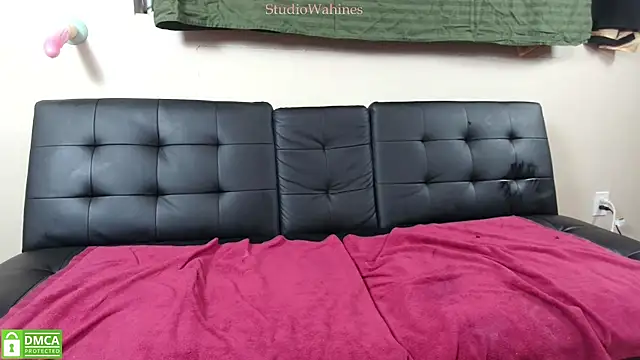 StudioWahines online show from March 22, 5:39 am