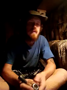 Snapshot of hothippie420 chatting on November 21, 1:59 am hothippie420 online show from November 21, 1:59 am