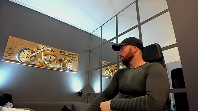 AronGrant online show from March 10, 11:42 am