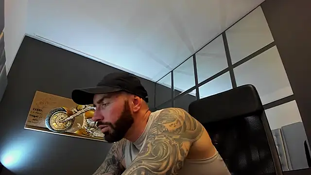 AronGrant online show from March 14, 11:34 am