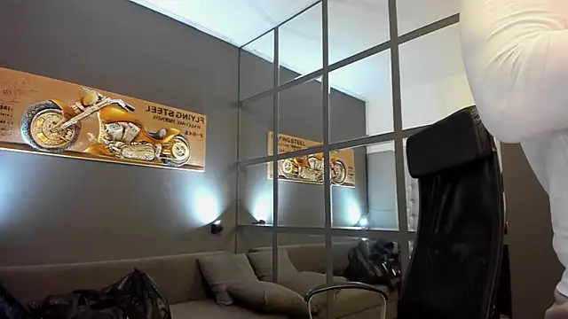 AronGrant online show from March 15, 9:30 am