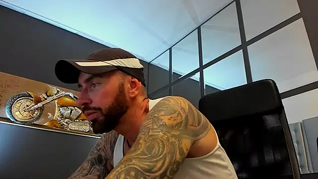 AronGrant online show from September 29, 7:35 am