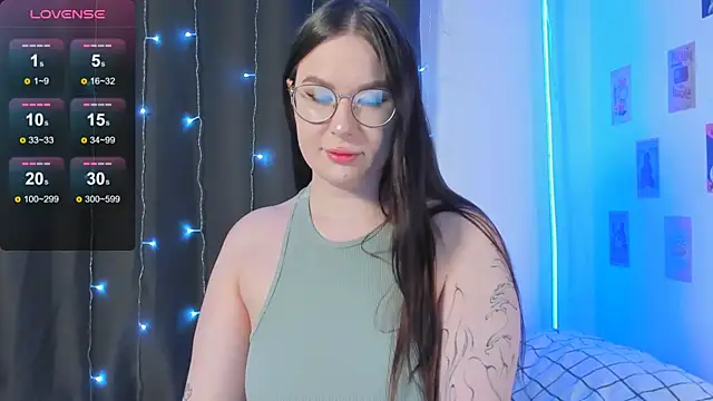 Snapshot of MyNameIsLilith chatting on January 5, 6:13 pm MyNameIsLilith online show from January 5, 6:13 pm