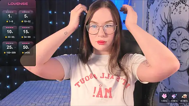 Snapshot of MyNameIsLilith chatting on January 25, 4:45 am MyNameIsLilith online show from January 25, 4:45 am