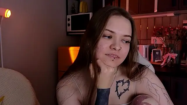 doll lol  online show from February 28, 5:36 pm