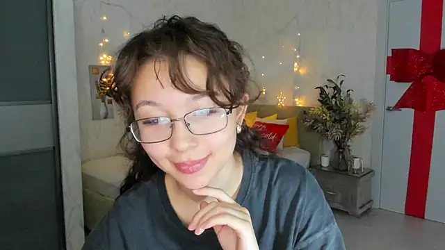 AgnieszkaBanana online show from February 12, 4:33 am