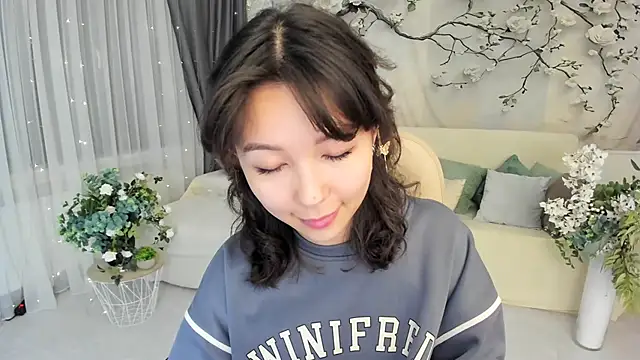 AgnieszkaBanana online show from September 29, 7:30 pm