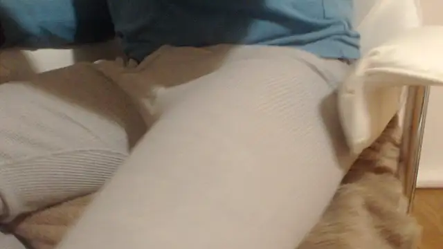 Snapshot of Tecsavy chatting on November 16, 5:24 am Tecsavy online show from November 16, 5:24 am