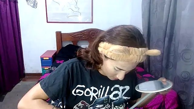 LadyMilk003 online show from October 8, 3:42 pm