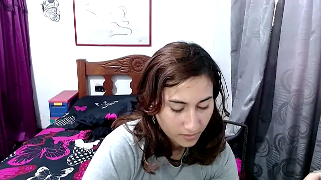 LadyMilk003 online show from October 18, 3:46 pm