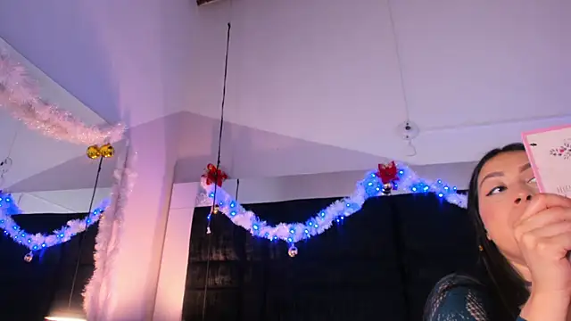 Snapshot of Miaa_Garcia chatting on December 18, 1:26 am Miaa Garcia online show from December 18, 1:26 am