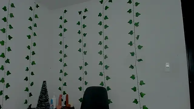 Miaa Garcia online show from December 22, 10:18 pm