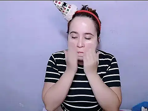 SubLayla01 online show from March 13, 5:52 pm