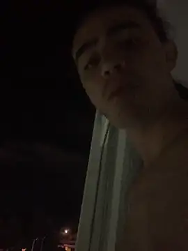 Snapshot of JovenDesobediente chatting on October 15, 6:13 am JovenDesobediente online show from October 15, 6:13 am