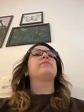 amooraaamoon online show from March 17, 1:03 pm