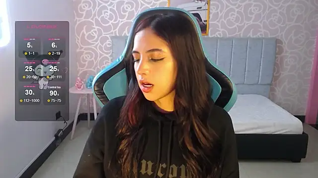 Snapshot of ninfa1_ch chatting on January 10, 11:33 am ninfa1 ch online show from January 10, 11:33 am