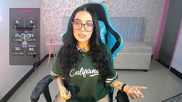 Snapshot of ninfa1_ch chatting on January 24, 9:47 pm ninfa1 ch online show from January 24, 9:47 pm