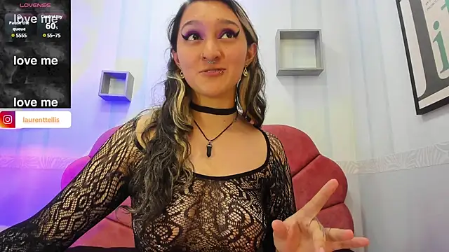 Snapshot of Laurent_elis chatting on March 4, 3:00 am Laurent elis online show from March 4, 3:00 am