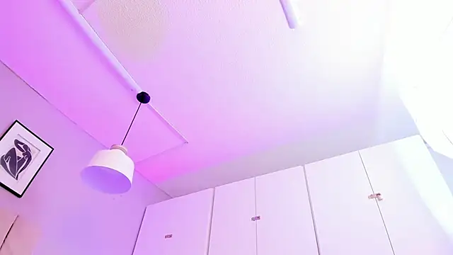 April bowie online show from February 1, 12:16 pm