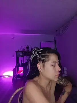 Snapshot of Hellen_dumont chatting on November 29, 9:45 am Hellen dumont online show from November 29, 9:45 am