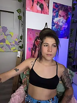 Snapshot of Hellen_dumont chatting on May 22, 10:37 pm Hellen dumont online show from May 22, 10:37 pm