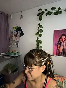 Snapshot of Hellen_dumont chatting on June 13, 2:09 am Hellen dumont online show from June 13, 2:09 am
