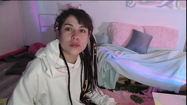 Snapshot of Hellen_dumont chatting on June 18, 2:12 am Hellen dumont online show from June 18, 2:12 am