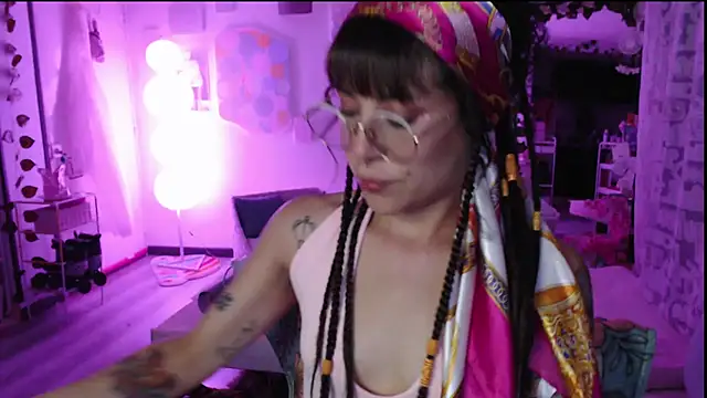 Snapshot of Hellen_dumont chatting on July 26, 2:09 am Hellen dumont online show from July 26, 2:09 am